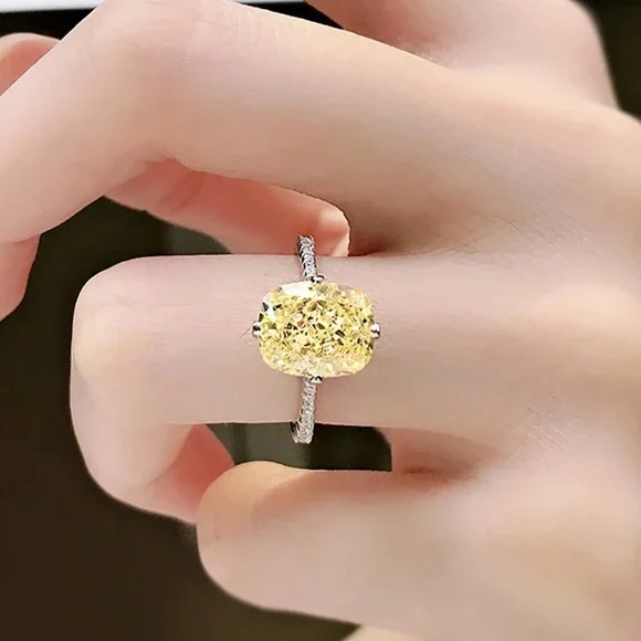 2.5ct Canary Radiant Cut Ring - Picture 3 of 17